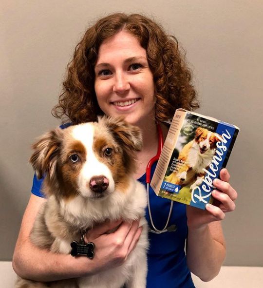 Is Dr. Lauren Thielen married? What is her net worth as of 2022